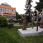 Seapark Wellness & Отель 3*