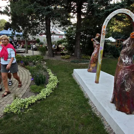 Отель Seapark Wellness &